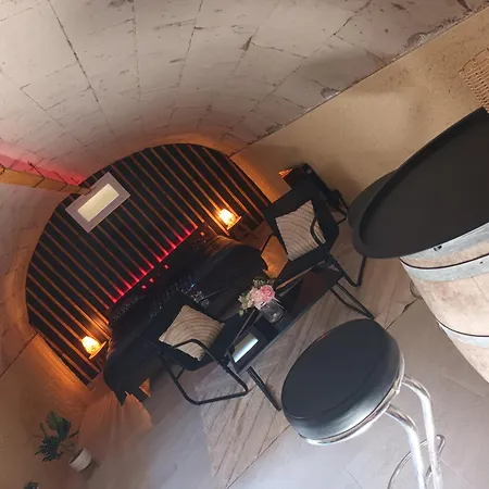 Love hotel De La Libaudiere *