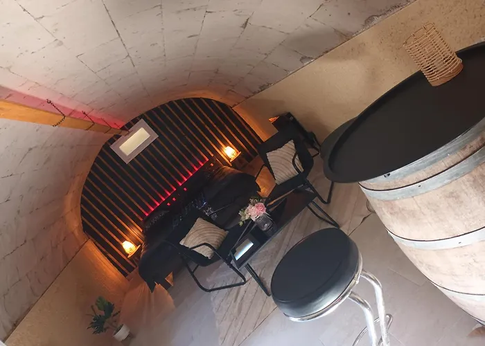 Love hotel De La Libaudiere *